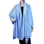 Très grand châle tricot en cachemire bleu ciel