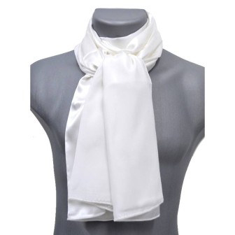 Echarpe en soie blanche