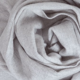 Echarpe en 100% cachemire gris clair