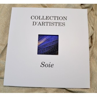 Echarpe soie homme "plumes" bleue