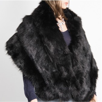 Cape fausse fourrure mariage noire