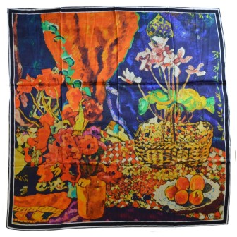 Grand carré de soie Nature Morte