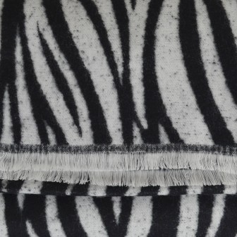 Châle mérinos Australe noir made in France