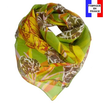 Carré de soie Belle fleur vert fabriqué en France