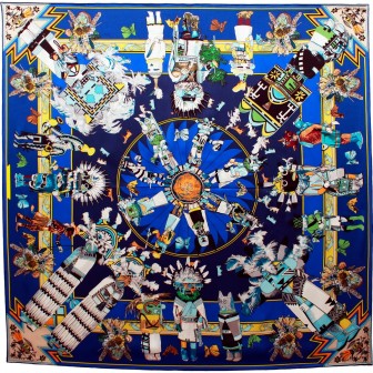 Carré soie Indiens sur fond bleu