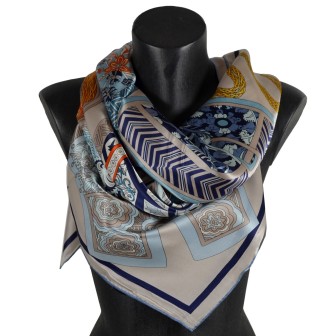 Grand carré de soie gris motif abstrait