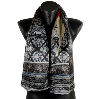 Grand carré de soie bleu motif chevaux