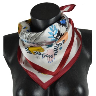 Carré en soie 50x50 mains