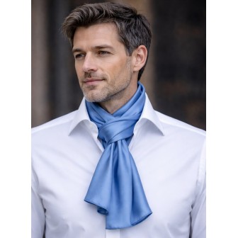 Echarpe en soie bleu-jean