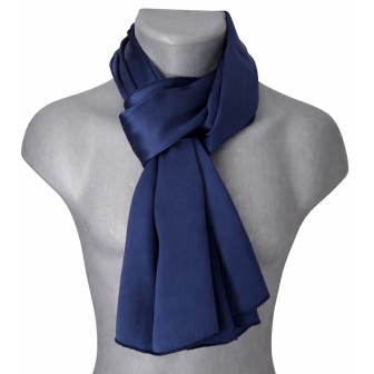 Echarpe en soie bleu marine