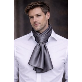 Echarpe en soie grise