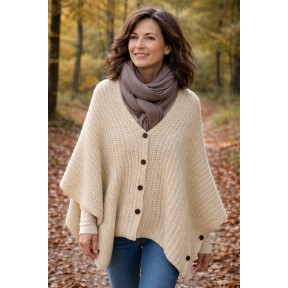 Poncho tricoté à boutons beige clair